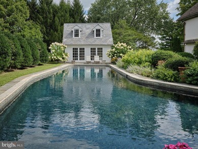 More than 800ft down a tree lined country drive way, flanked by - photo 40
