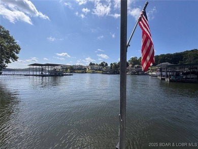 Location... Location... Location! Stunning Home located in Porto - photo 48