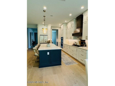 Exceptional Toll Brothers Luxury Estate: Nestled within the - photo 5