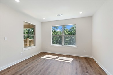 Beautiful new construction featuring 4 bedrooms, 2 bathrooms - photo 14