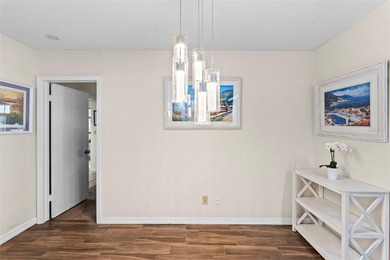 Welcome to this charming and perfect South Tampa 4-bedroom - photo 15