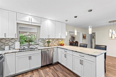 Welcome to this charming and perfect South Tampa 4-bedroom - photo 16