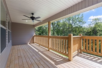 Beautiful new construction featuring 4 bedrooms, 2 bathrooms - photo 26
