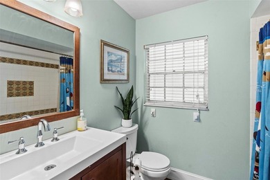 Welcome to this charming and perfect South Tampa 4-bedroom - photo 35