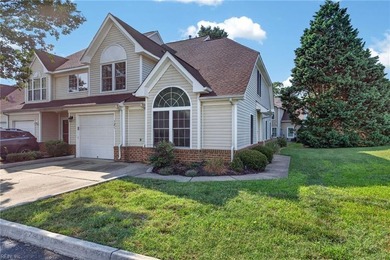 Move-In Ready End Unit Townhome - 3-bedroom, 2.5-bath end unit - photo 6