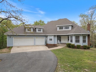 Motivated Seller! Beautiful home on 5.54 acres! This well - photo 2
