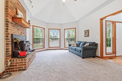 Motivated Seller! Beautiful home on 5.54 acres! This well - photo 8
