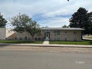 Yellowstone River Home Active Under Contract in Forsyth Montana