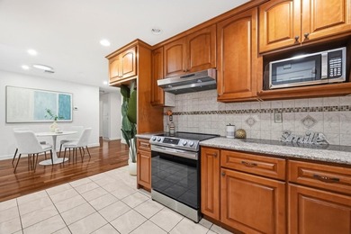 Total 1,694 SF of living area, including additional 260 SF bonus - photo 11