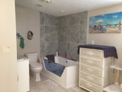 Looking for the perfect Florida Retreat? Look no further, this - photo 15