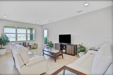Why wait for new construction when you can have this *like new* - photo 16