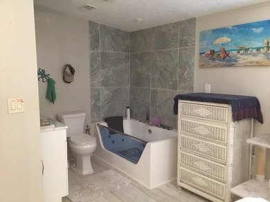 Looking for the perfect Florida Retreat? Look no further, this - photo 16