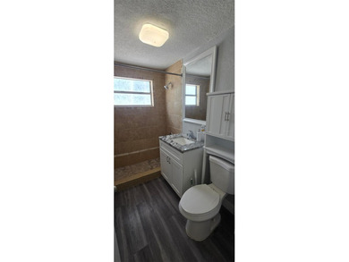 Back on market and ready for its next buyer. Previous contract - photo 18