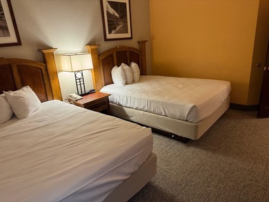 Welcome to the beautiful Chula Vista! Located right off the - photo 20