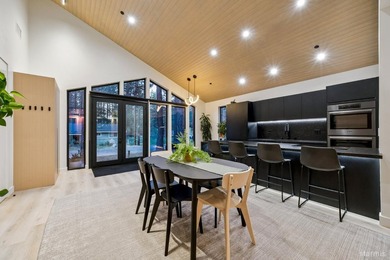 Built in 2022 and offered fully furnished, this mountain-modern - photo 2