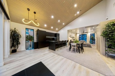 Built in 2022 and offered fully furnished, this mountain-modern - photo 4