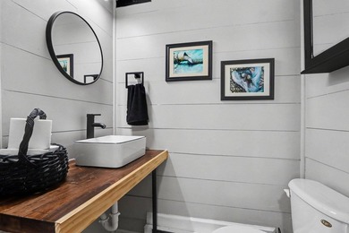 Charming converted barn home on 18 private acres, perfect for - photo 25