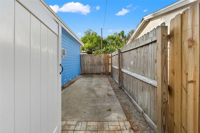 Back on market and ready for its next buyer. Previous contract - photo 25