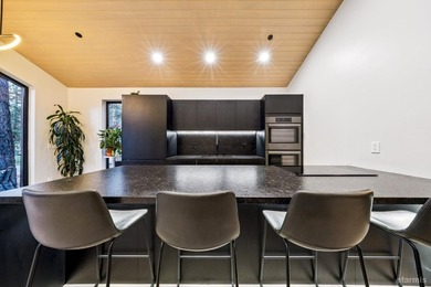 Built in 2022 and offered fully furnished, this mountain-modern - photo 6