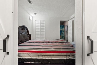 Back on market and ready for its next buyer. Previous contract - photo 28
