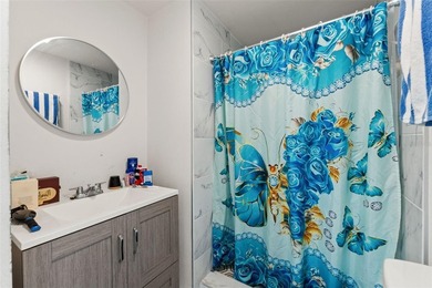 Back on market and ready for its next buyer. Previous contract - photo 29