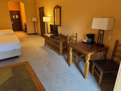 Welcome to the beautiful Chula Vista! Located right off the - photo 29