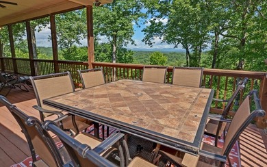 Mountain Luxury with Dramatic Long Range Views! Stepping in from - photo 34