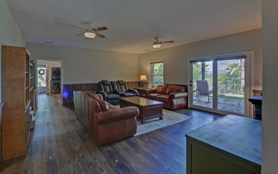 Mountain Luxury with Dramatic Long Range Views! Stepping in from - photo 42