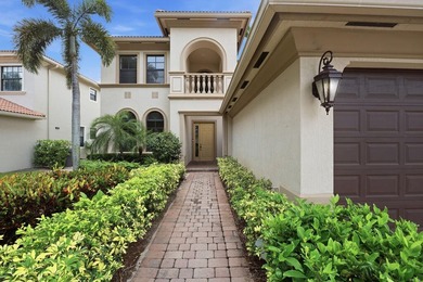 Welcome to this beautifully maintained 4-bedroom, 4-bath home in - photo 5