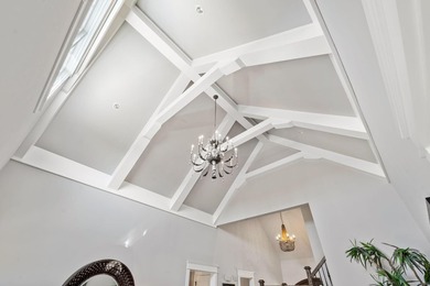Welcome to a stunning Jimmy Nash-built home set on a full acre - photo 16