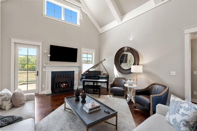 Welcome to a stunning Jimmy Nash-built home set on a full acre - photo 17