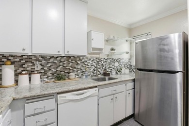 Open House Sun 6/7 12pm-2pm! Welcome to this upgraded 1BR/1BTH - photo 8