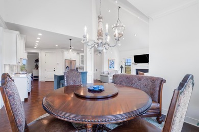 Welcome to a stunning Jimmy Nash-built home set on a full acre - photo 20
