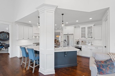 Welcome to a stunning Jimmy Nash-built home set on a full acre - photo 23