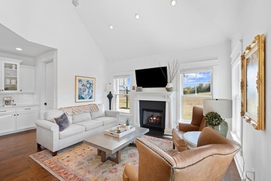 Welcome to a stunning Jimmy Nash-built home set on a full acre - photo 32