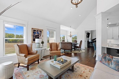 Welcome to a stunning Jimmy Nash-built home set on a full acre - photo 35