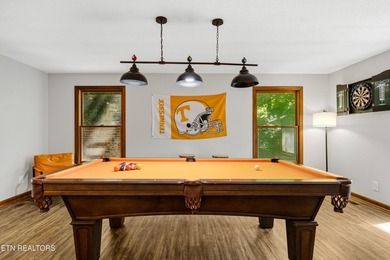 UT parents...your search is over! Nestled on a private wooded - photo 5