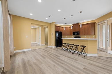 Welcome to this immaculate 3-bedroom, 2-bathroom home located in - photo 9