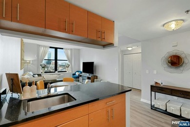 Experience a lifestyle. Welcome to Grove Pointe, one of Downtown