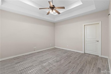 NEW REDUCED PRICE! MOTIVATED SELLERS; Beautiful home at Los - photo 13