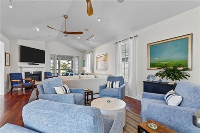 This lovely Royal Cottage sits on Sunset Lake with 3 beds and 3 - photo 13