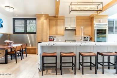 Riverfront Lodge #400 is a rare top-floor 3-bedroom residence - photo 13