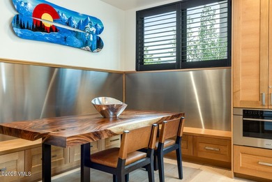 Riverfront Lodge #400 is a rare top-floor 3-bedroom residence - photo 15