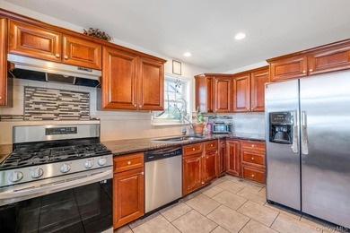 Welcome to this distinguished colonial residence tucked away in - photo 17