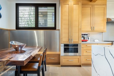 Riverfront Lodge #400 is a rare top-floor 3-bedroom residence - photo 17
