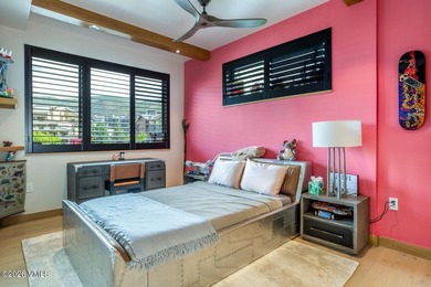 Riverfront Lodge #400 is a rare top-floor 3-bedroom residence - photo 26