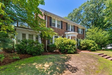 Impressive residence on Winchester line where timeless - photo 2