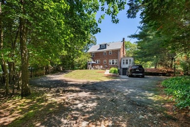 Impressive residence on Winchester line where timeless - photo 4