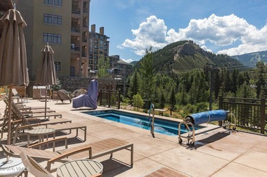 Riverfront Lodge #400 is a rare top-floor 3-bedroom residence - photo 34