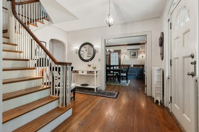 Impressive residence on Winchester line where timeless - photo 5